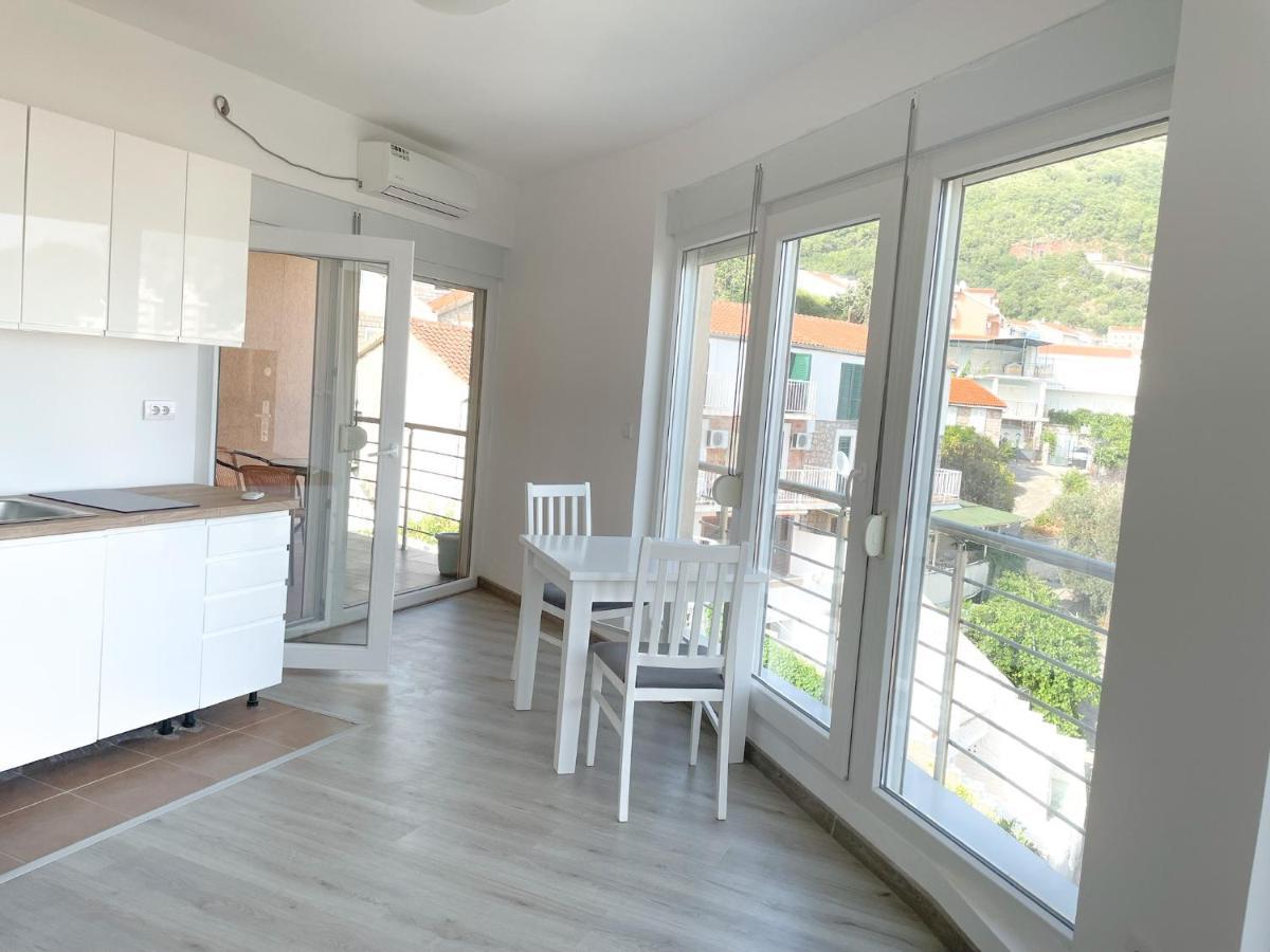 Ferienwohnung Upart House Petrovac na moru Exterior foto